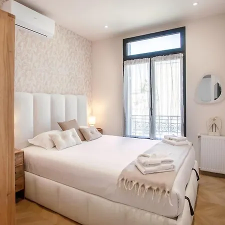 #52 Etoile ,central, Balcony, Ac-5 Min P Massena