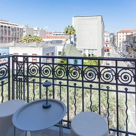 #52 Etoile ,central, Balcony, Ac-5 Min P Massena نيس