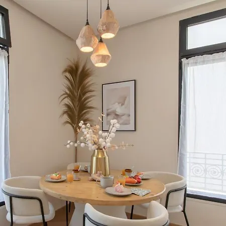 #52 Etoile ,central, Balcony, Ac-5 Min P Massena 尼斯